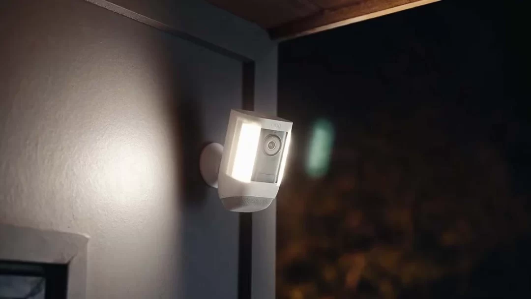 Can Ring Spotlight Cam See in the Dark?