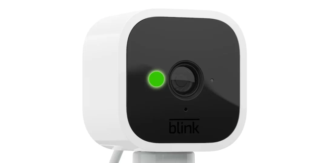 Do Blink Cameras Record When Light is Off?