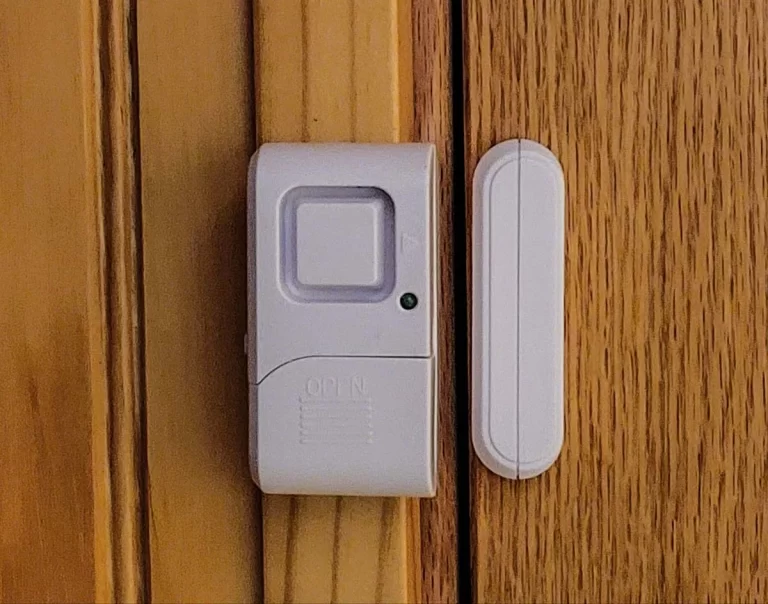 How Do Alarm Window Sensors Work?