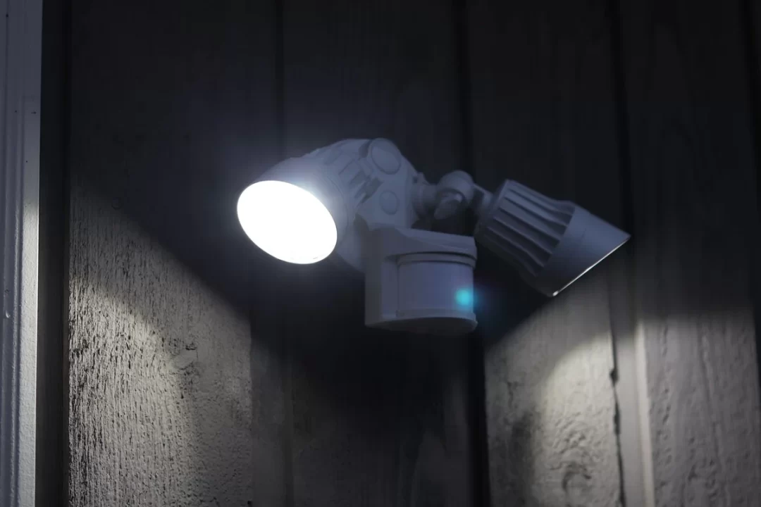 Choosing the Right Motion Sensor Lights for Your Needs