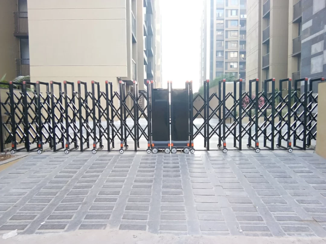 Top 5 Retractable Baby Gates for a Safe and Secure Home